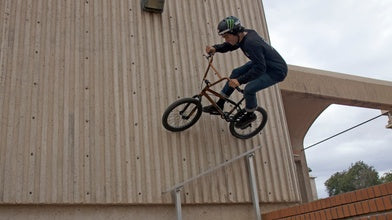 Kevin Takes the L80 Complete for a Spin