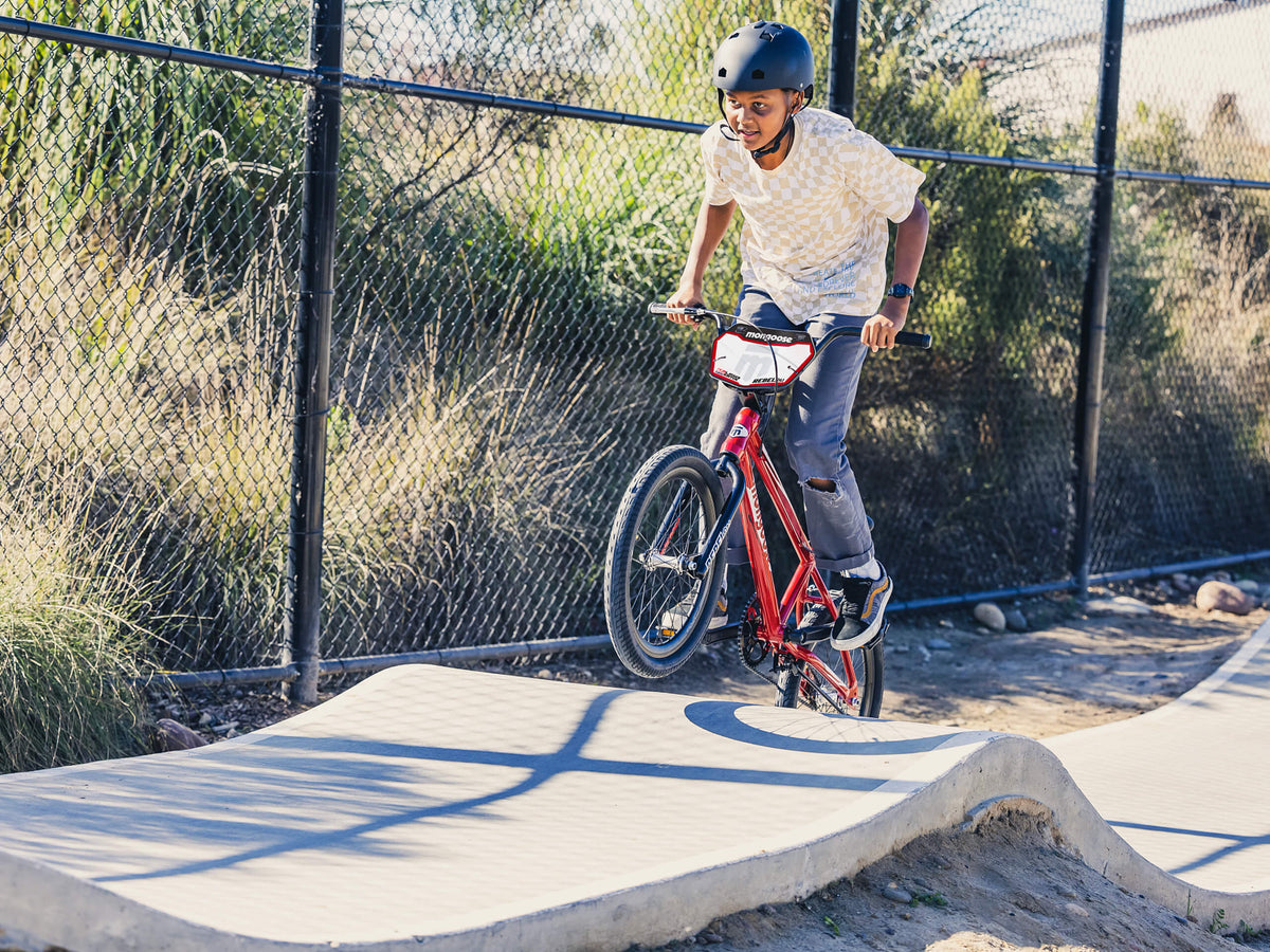 one bmx bicycles Mongoose Rebel RS1 Kids Unisex 20-in. Bike, Red Color:Starry night TENNESSEE SPEED REPLICA HELMET making them lightweight and 26 Inch Swing Bicycle