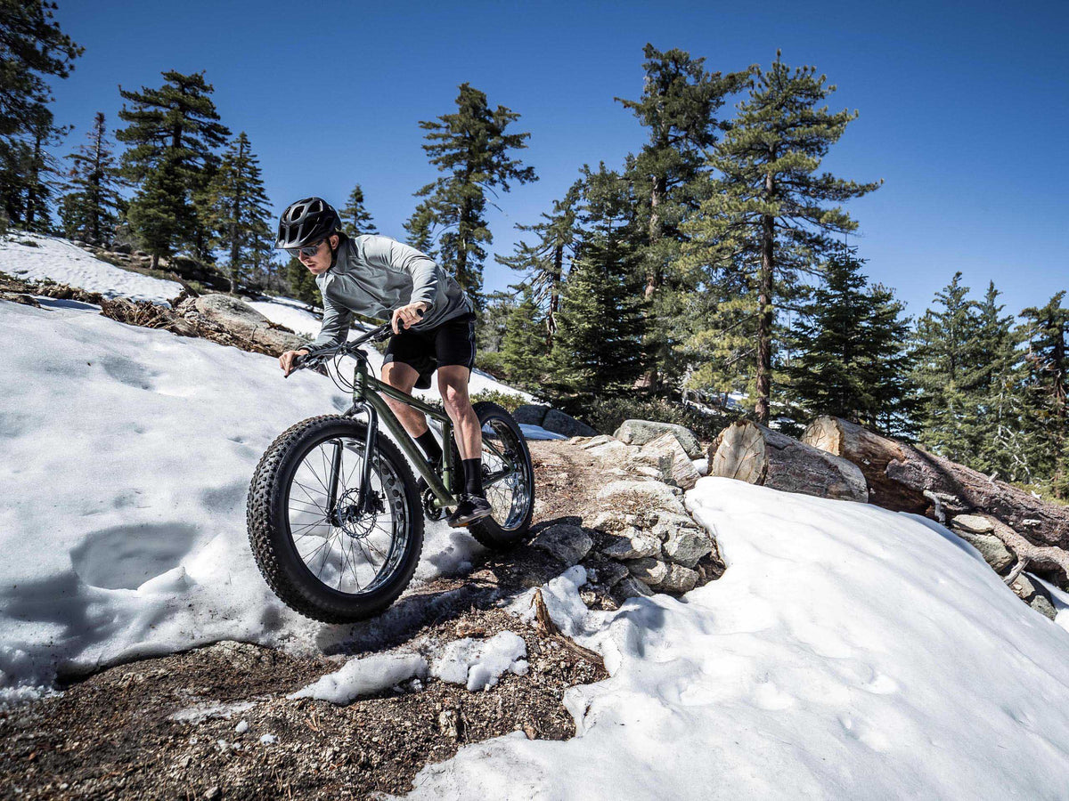 Argus Trail Adult Hardtail Fat Tire Bike 26 Wheels Mongoose
